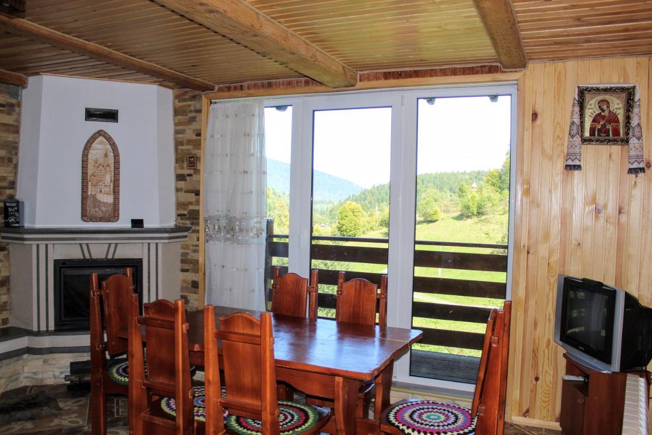 Cottage "Karpatske Shale" Jaremtsche Exterior foto